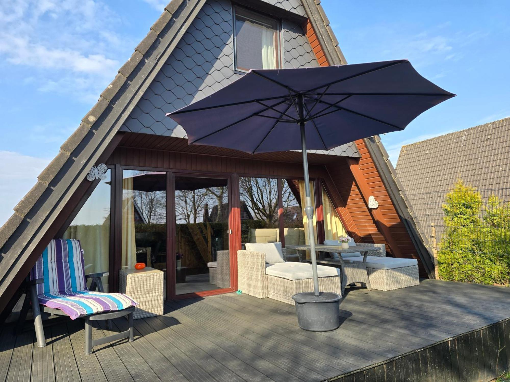 Haus Blume Vila Carolinensiel Exterior foto